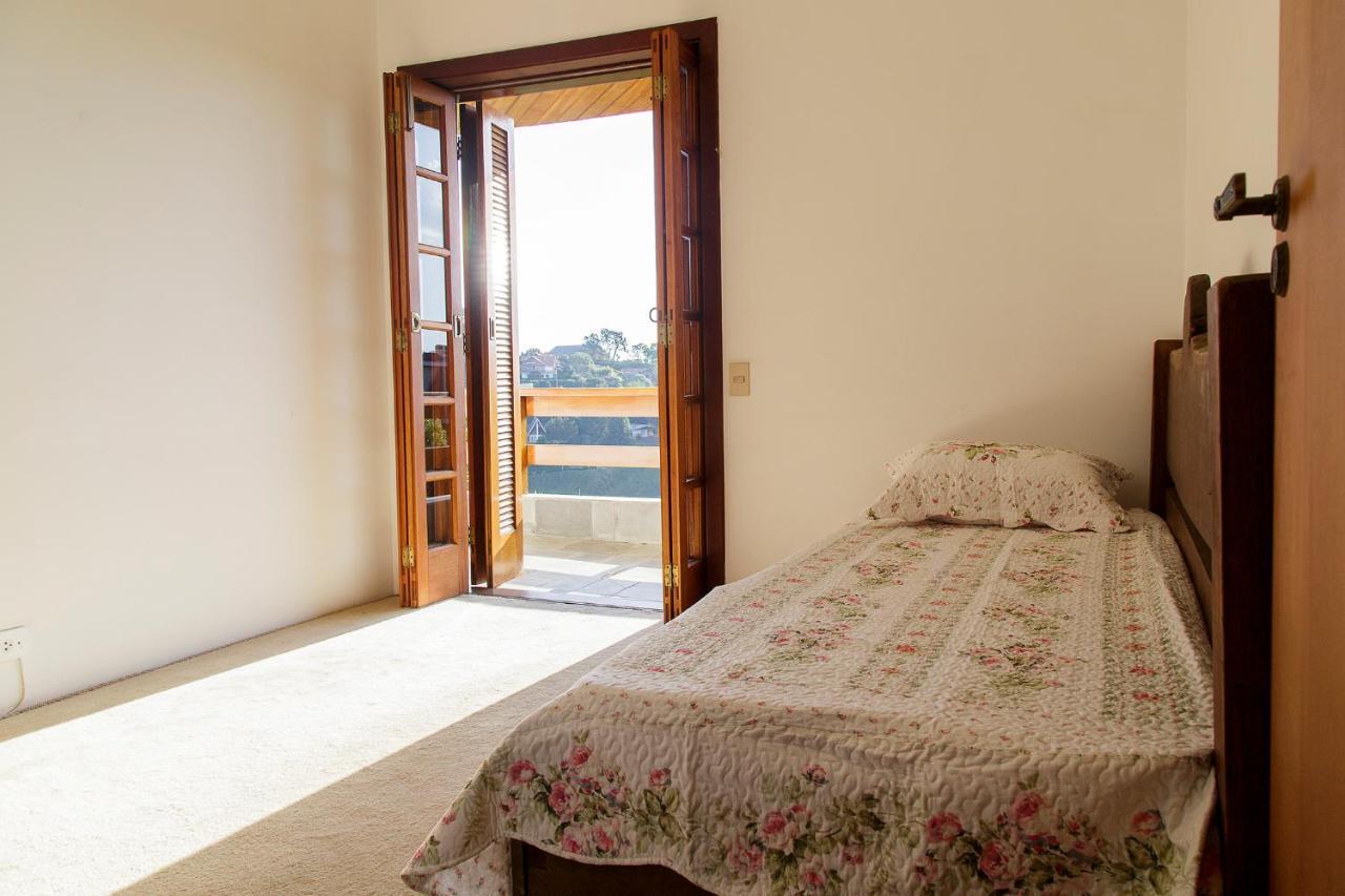 Apartamento Para Temporada No Alto Do Capivari Campos do Jordao Ngoại thất bức ảnh